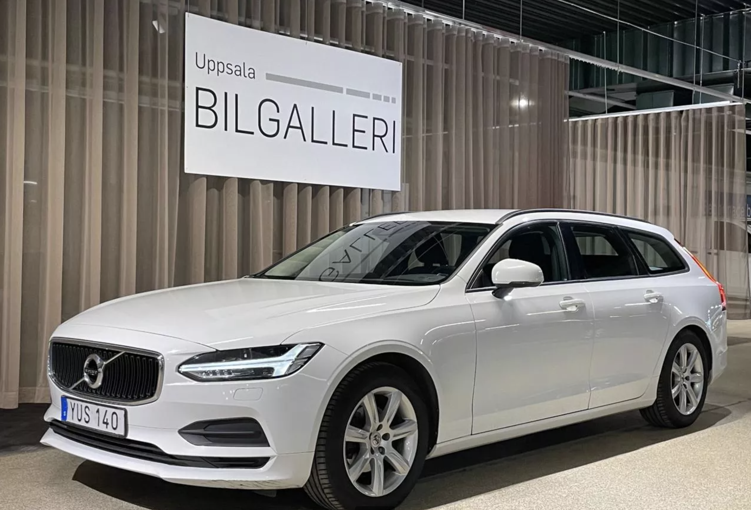 Volvo V90